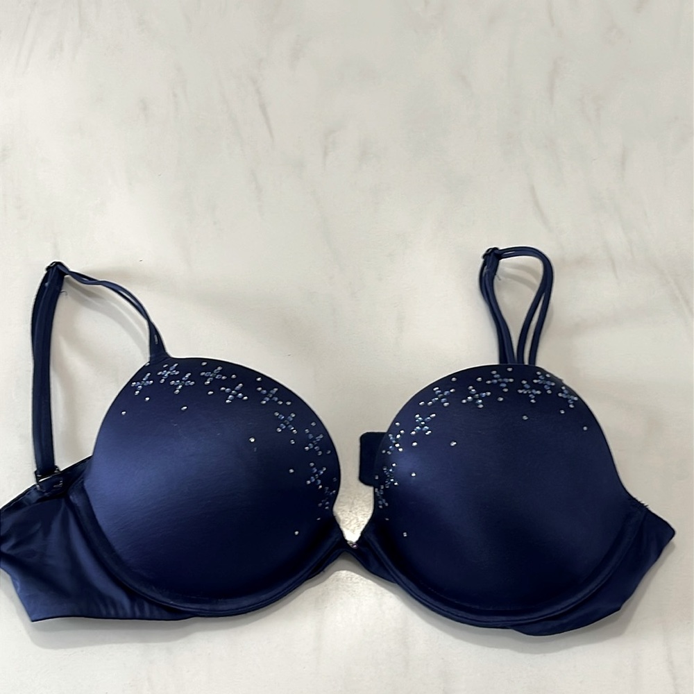 Victoria’s Secret Very Sexy Pus-up Bra